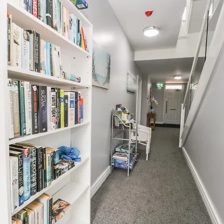 Manor Heath 4 Apartman *