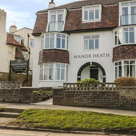 Manor Heath 4 Apartment